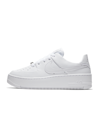 Chaussure Nike Air Force 1 Sage Low pour Femme